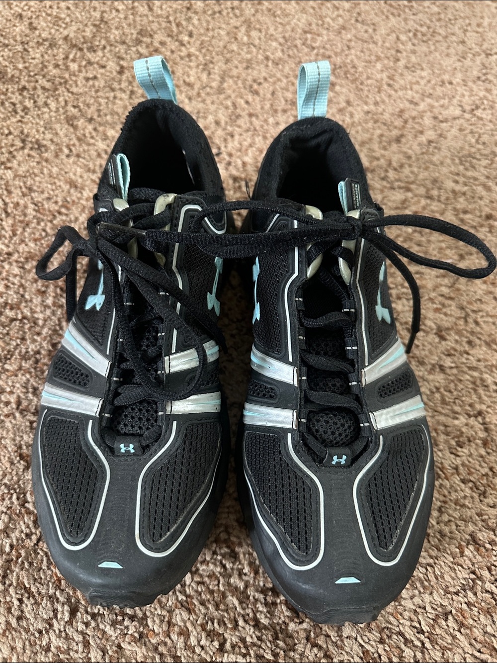 Under Armour Women's Black & Light Blue Athletic Running Shoes